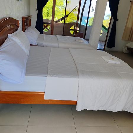 Royal Galapagos Inn Пуэрто-Бакерисо-Морено Экстерьер фото