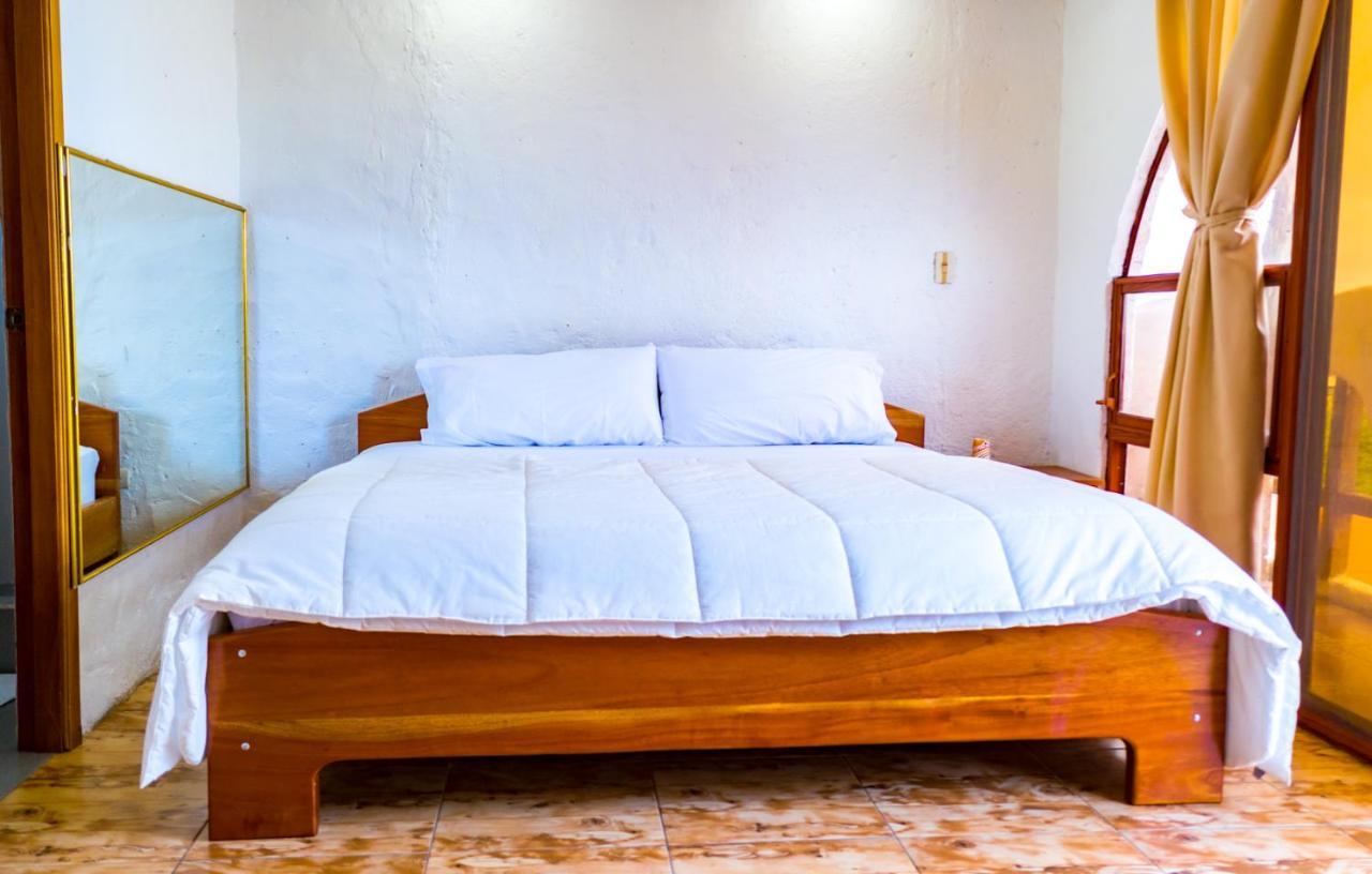 Royal Galapagos Inn Пуэрто-Бакерисо-Морено Экстерьер фото
