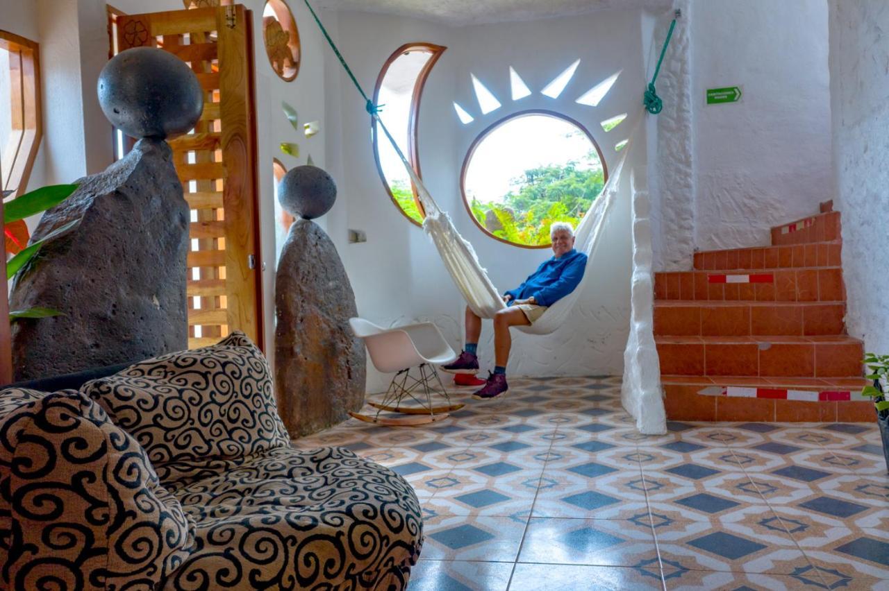Royal Galapagos Inn Пуэрто-Бакерисо-Морено Экстерьер фото