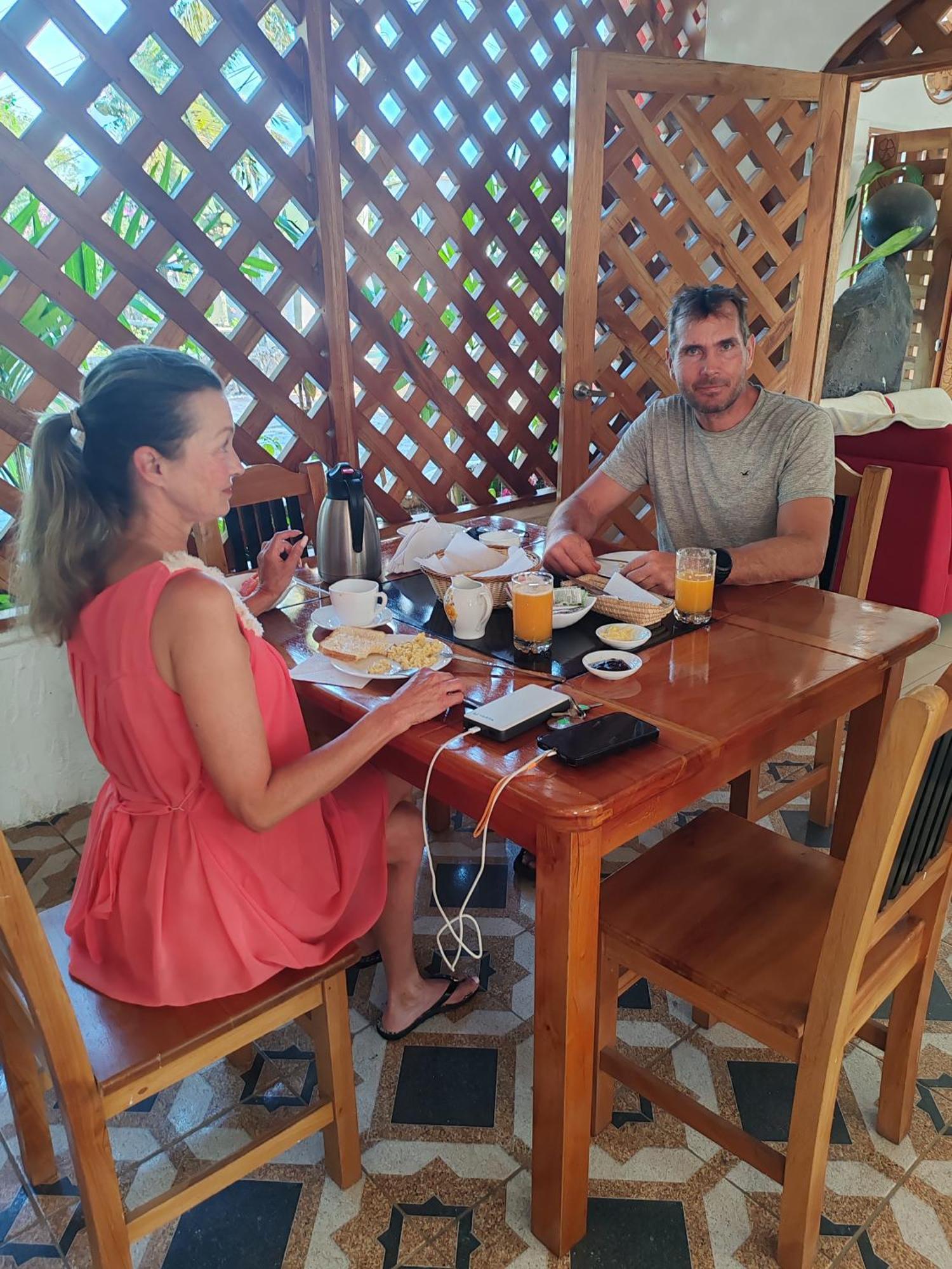 Royal Galapagos Inn Пуэрто-Бакерисо-Морено Экстерьер фото